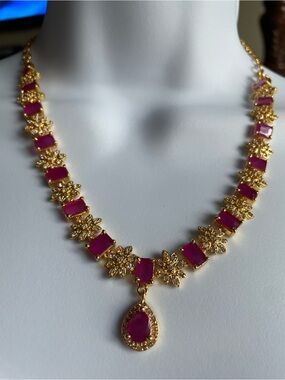 Gold-Plated Pink Gemstone Floral Necklace